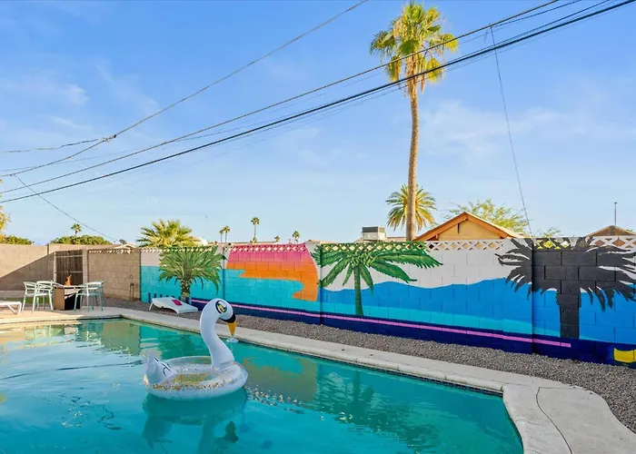 Girls Getaway Haven Outdoor Bar W Pool & Hot Tub *