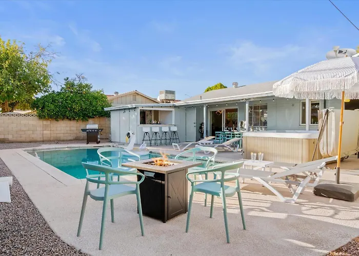 Girls Getaway Haven Outdoor Bar W Pool & Hot Tub Scottsdale