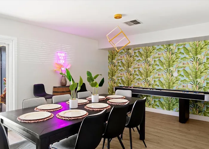 Girls Getaway Haven Outdoor Bar W Pool & Hot Tub * Scottsdale